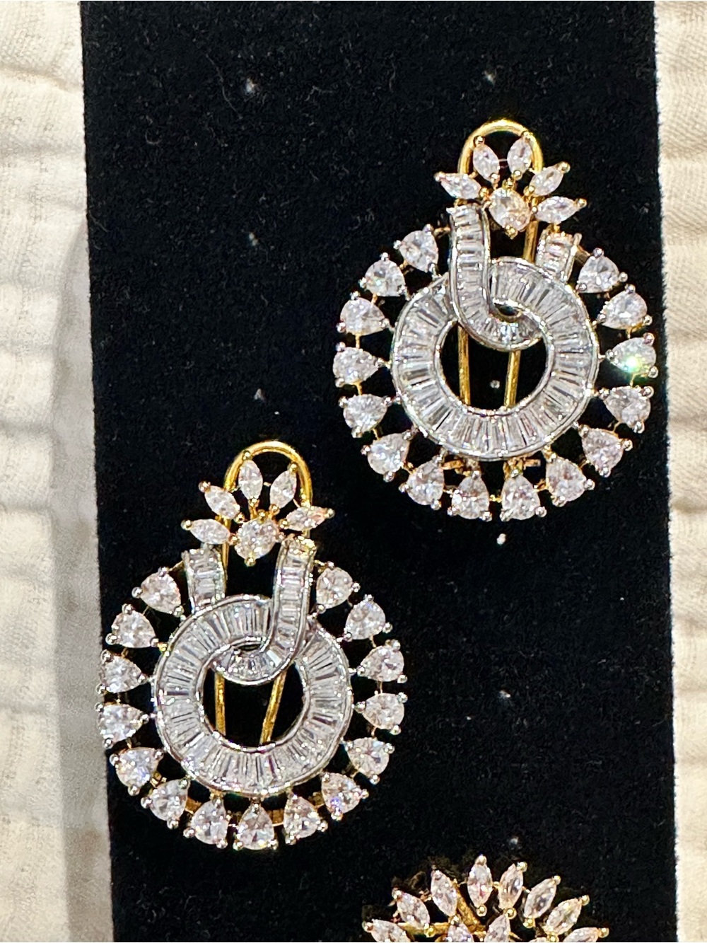 Gold and Silver Crystal Circular Drop Earrings and Pendant set